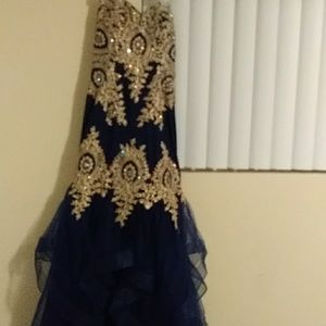 Prom dress"